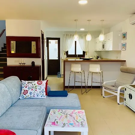 La Casa Roja Apartment *